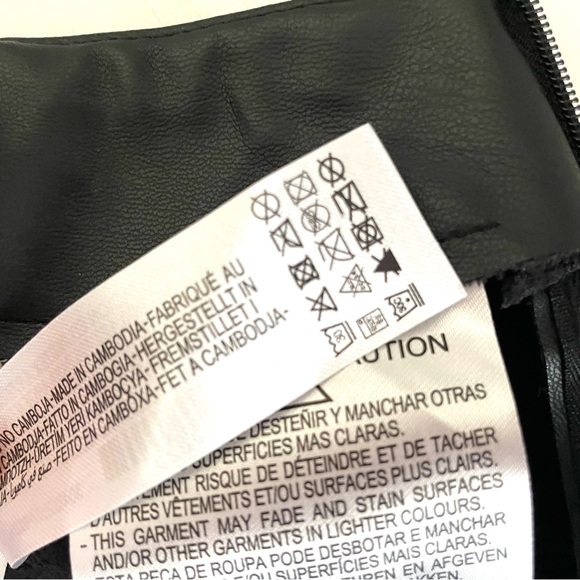 ZARA Black Faux Leather Vegan Skort, size Women’s Small - Picture 10 of 11